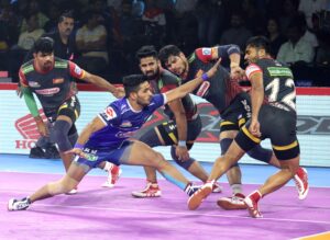 VIVO Pro Kabaddi Season 7, Haryana Steelers defeats Bengaluru Bulls by 3 points difference at EKA Arena by TransStadia, Ahmedabad.