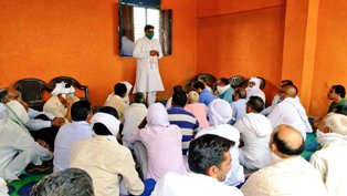 जेवर विधायक धीरेंद्र सिंह ने बुधवार जेवर क्षेत्र का दौरा किया।