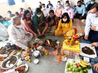 Inspired newly admitted students by performing Havan in Ramish Pharmacy and Polytechnic Institute