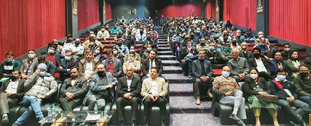 UP Traders Welfare Board Chairman Ravikant Garg made traders aware in Commerce Tax Department and IIA Seminar