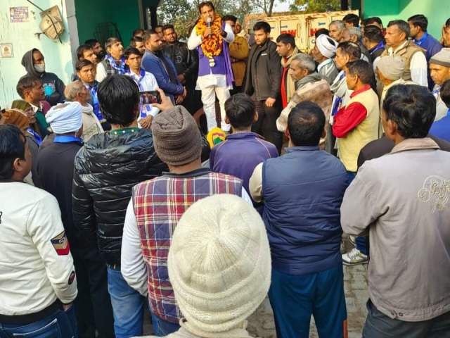  नरेन्द्र भाटी डाढ़ा ने जेवर के दर्जनों गांव में किया जनसम्पर्क