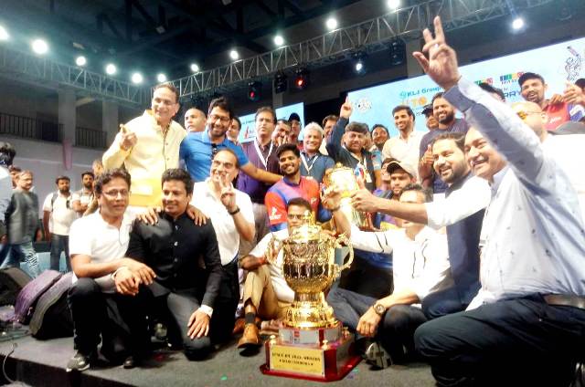 Fantastic finale of Jeeto National game - Cricketer Bhuvnesh Kumar and BJP MP Pravesh Verma boosted the enthusiasm of the players
