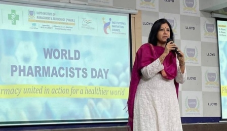 'Innovative Model' and 'Elocution' competition organized on 'World Pharmacist Day' at Lloyd College