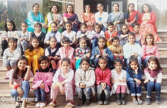 Children's Day celebrated at Savitri Bai Phule Girls Inter College