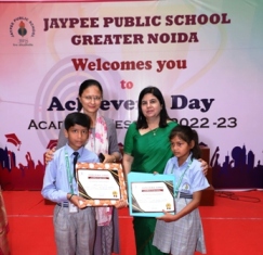 Basic Education Officer Aishwarya Lakshmi encouraged RTE class children in Jaypee Public School
