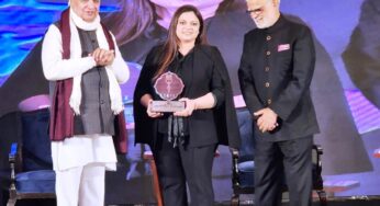 शिक्षा के क्षेत्र में उत्कृष्टता के लिए एक्यूरेट ग्रुप की पूनम शर्मा हुई देवी आवार्ड से सम्मानित