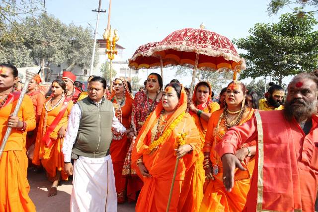 Mahakumbh 2025- Grand entry of Shri Panchadashnam Juna Akhara in Mahakumbh Nagar to awaken the light of Sanatan.