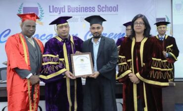 Degrees awarded to students at the convocation ceremony of PGDM 2022-24 batch of Lloyd Business School