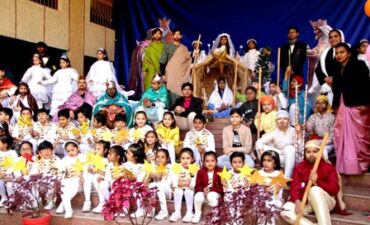 Christmas festival was celebrated with great pomp in St. Joseph's School, children learned about the life of Lord Jesus and prayed