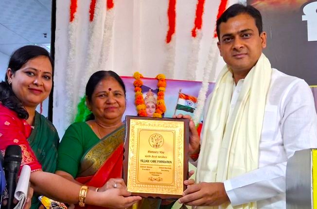 Women were honored at Pragya IAS Academy on the success of Operation Sindoor, BJP independent Abhishek Sharma included