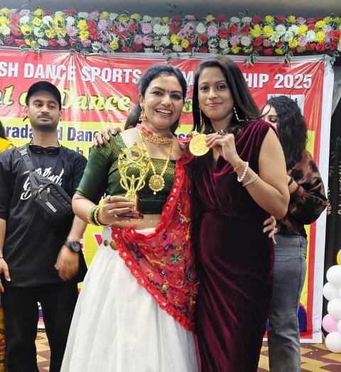 Mothers along with children performed brilliantly in Uttar Pradesh Dance Sports Championship
