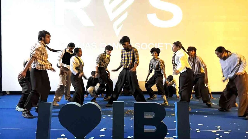 I Business Institute organised a grand celebration of 'Raunak 2026', where students from Delhi-NCR showcased their talent.