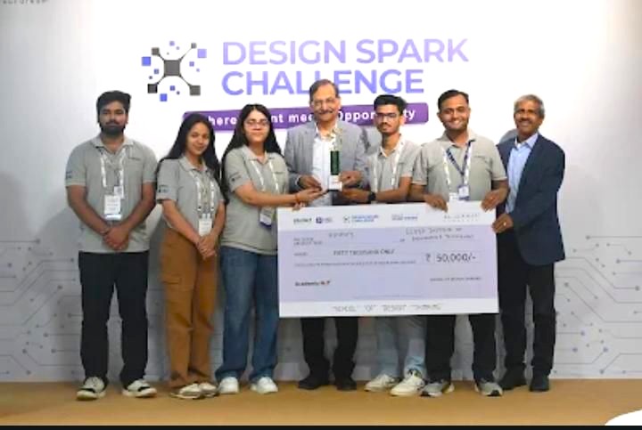 B.Tech students of Lloyd Institute of Engineering & Technology bag first place in Design Spark Challenge