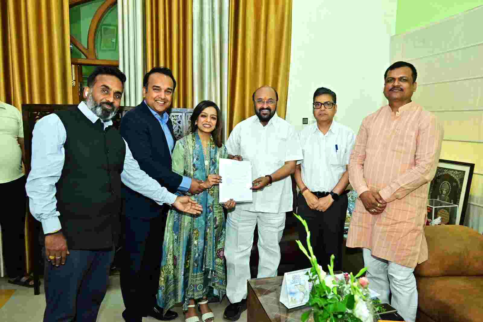 Letter of Establishment (Letter) given by the Uttar Pradesh Government to Metro University, Greater