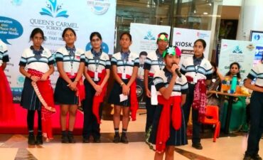 Children of Queen Carmel School made people aware about environmental protection and water security.