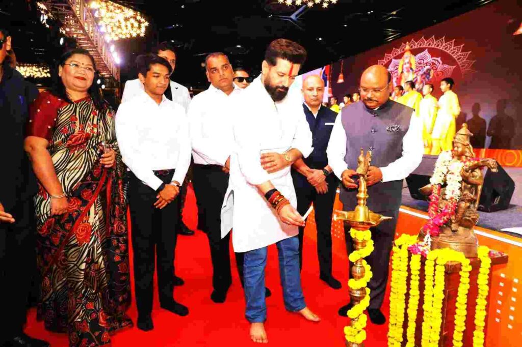In the orientation of GNIOT Institute of Management Studies, Union Minister Chirag Paswan gave the mantra of building a developed India to the youth.
