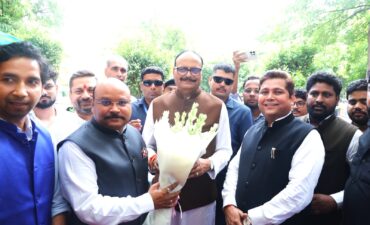 Deputy Chief Minister Brijesh Pathak honored the youth in the “Namaskar Uttar Pradesh State Creator Award-2026” at GNIOT.