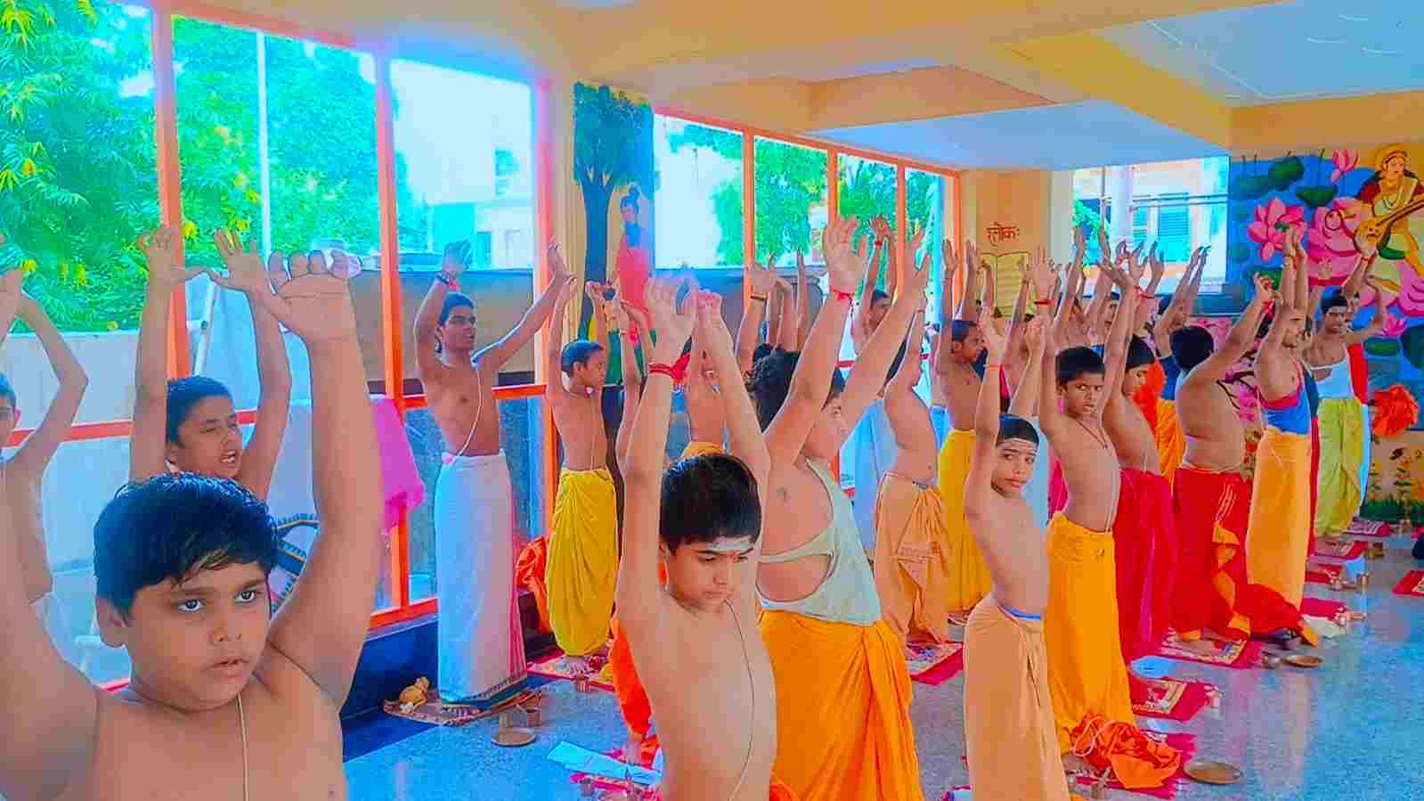 In Maharishi Panini Veda Vedangpeeth Vidya Gurukul, the great festival of 'Shravani Upakarma' and 'Rishi Pujan' was celebrated with Vedic rituals.
