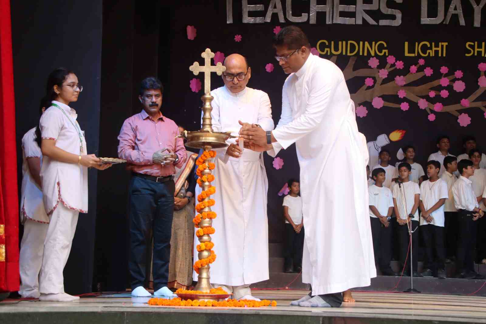 Dr. Sarvepalli Radhakrishnan's birthday was celebrated with great pomp as Teacher's Day in St. Joseph School...Children gave presentation.