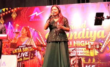 Garba Night at Accurate Group of Institutions; students danced to the performances of renowned Dandiya singer Ekta Singh and DJ Dheer
