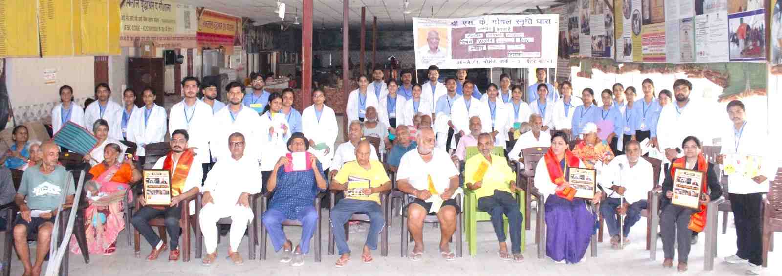 Kailash Institute Physiotherapy Department organised a session at Ramlal Vrudhashram on World Alzheimer's Day